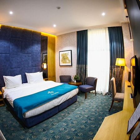 Iris Hotel Baku - Halal Hotel Esterno foto