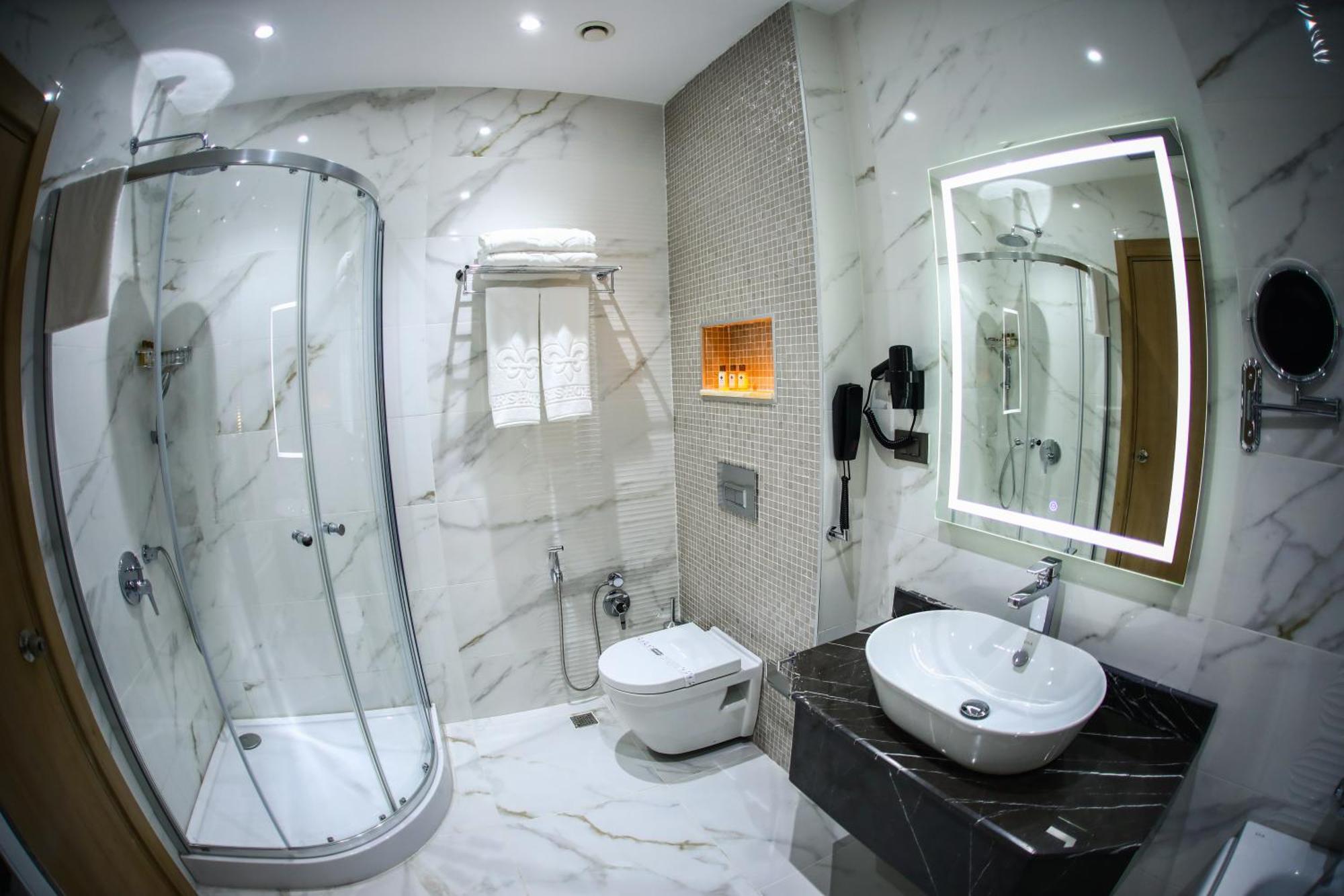 Iris Hotel Baku - Halal Hotel Esterno foto